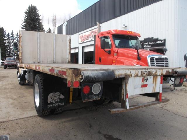 Image #3 (2009 KENWORTH T370 S/A DECK TRUCK)